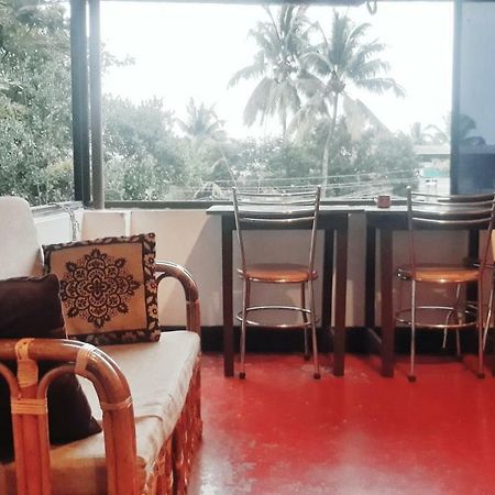 Seaway'S Inn Kochi Exterior photo