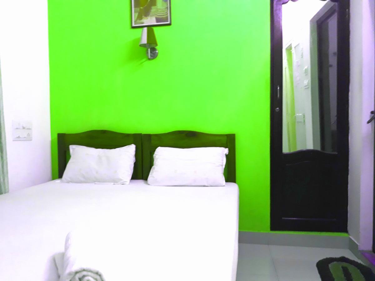 Seaway'S Inn Kochi Exterior photo